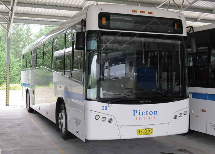 Picton Volvo B7R Bustech SBV 38